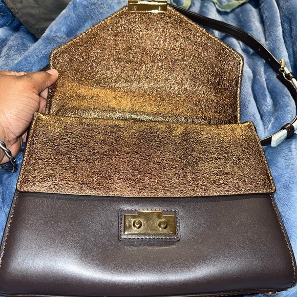 🌺⭐️🌺 HP 🌺⭐️🌺NWOT— Michael Kors crossbody 🌺⭐️🌺 - Picture 3 of 13